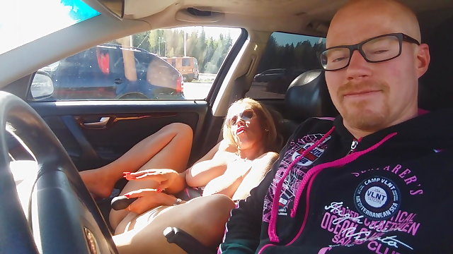 FinnishBBCSlut Masturbates in car at publick parking plase